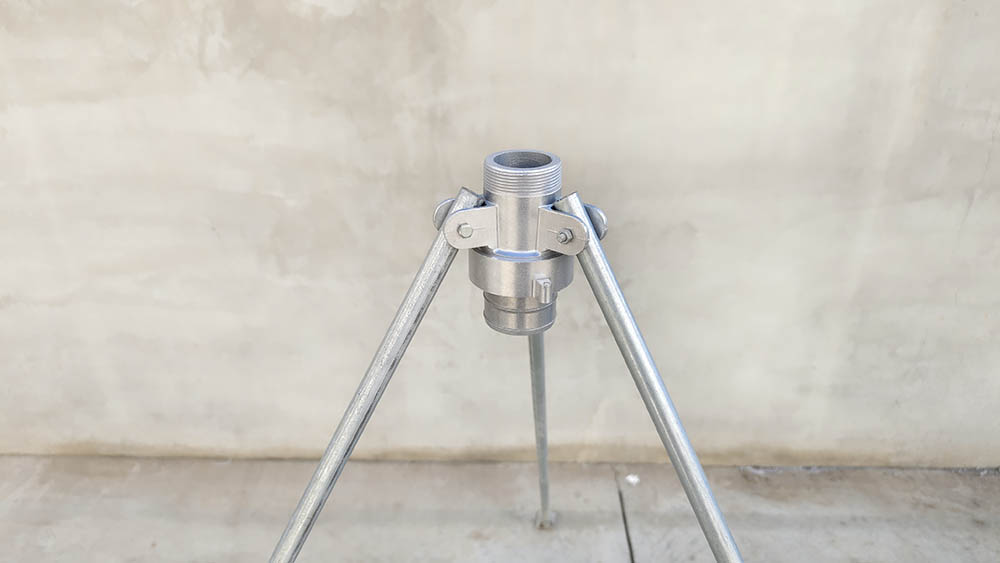 TS04 Tripods and Stands